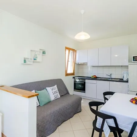 Sara - One Bedroom With Terrace And Sea View アパート *