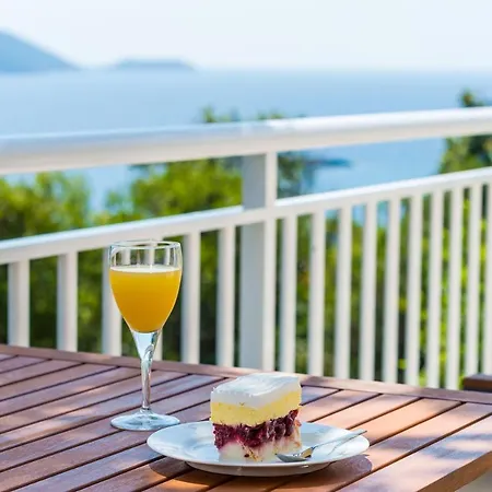 Sara - One Bedroom With Terrace And Sea View アパート